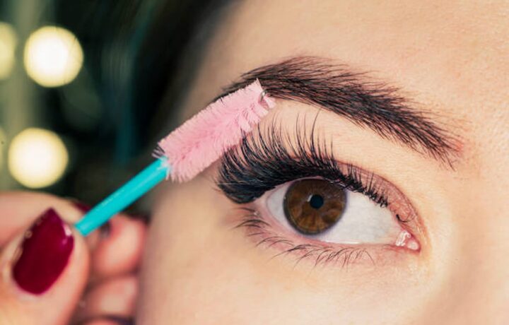 Mastering The Art Of Classic Lashes: How To Create The Perfect Natural Look
